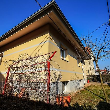 Apartment In Любляна Екстериор снимка